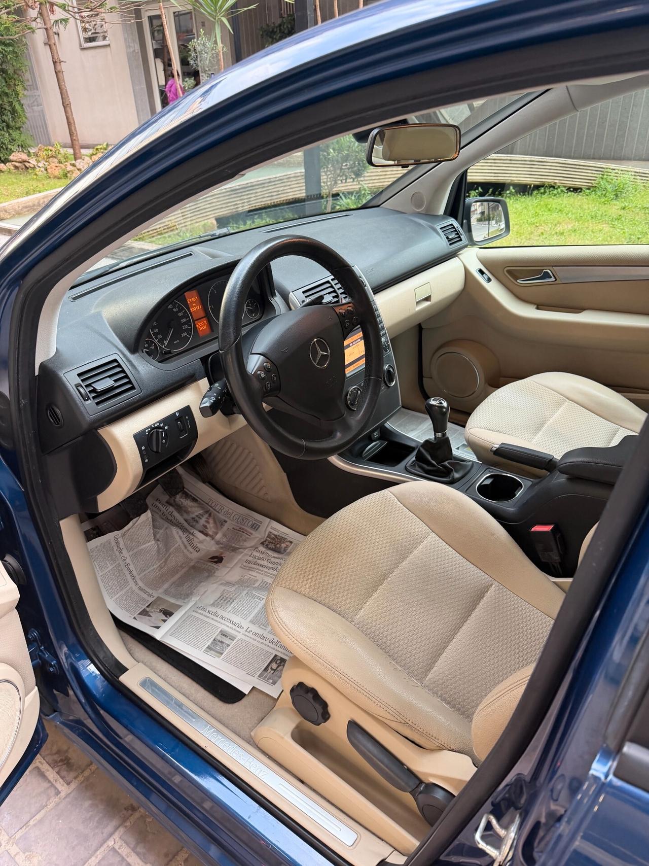 Mercedes-benz A 180 CDI Premium