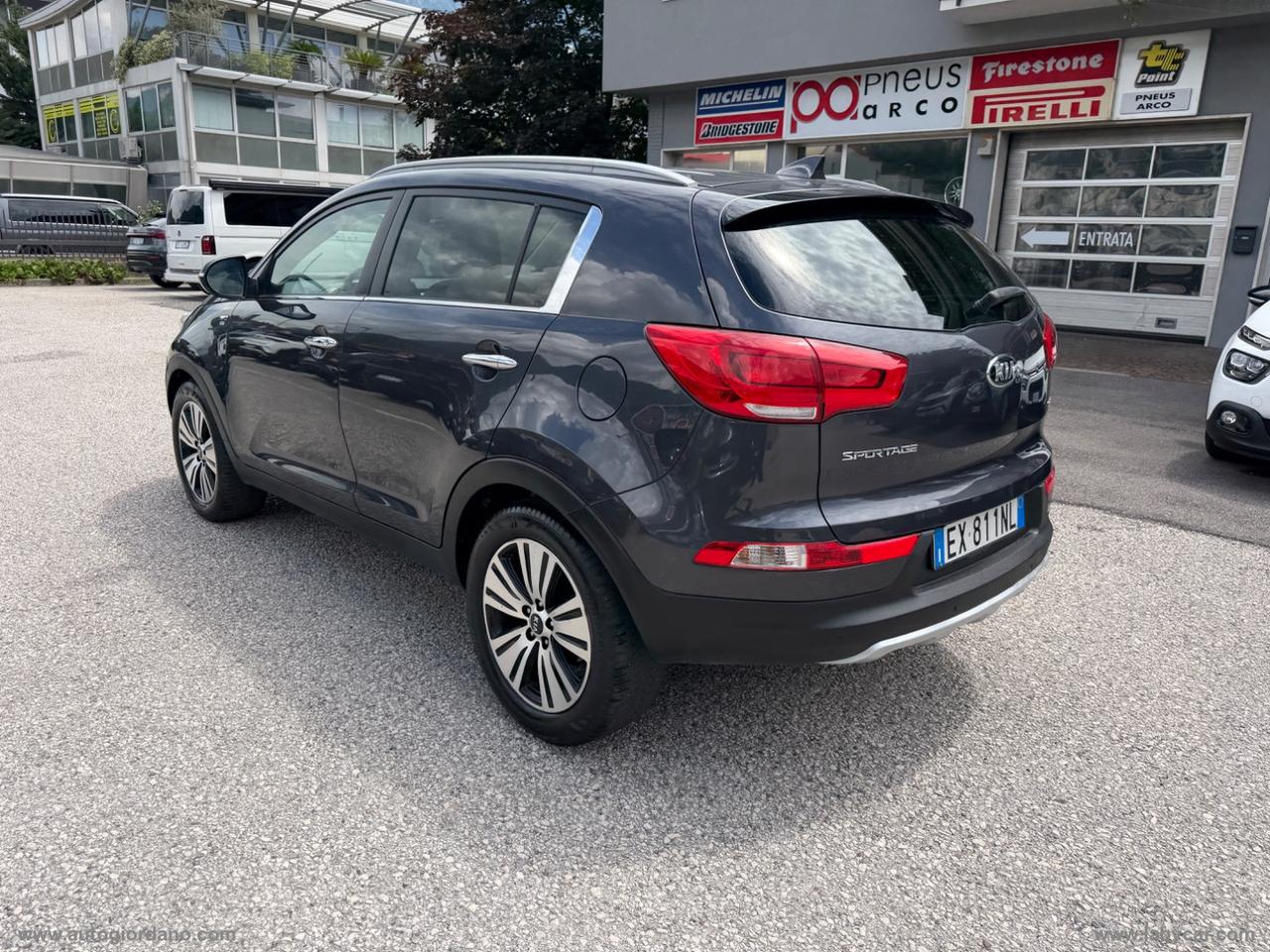 KIA Sportage 2.0 CRDI AWD REBEL GANCIO TRAINO - 4X4