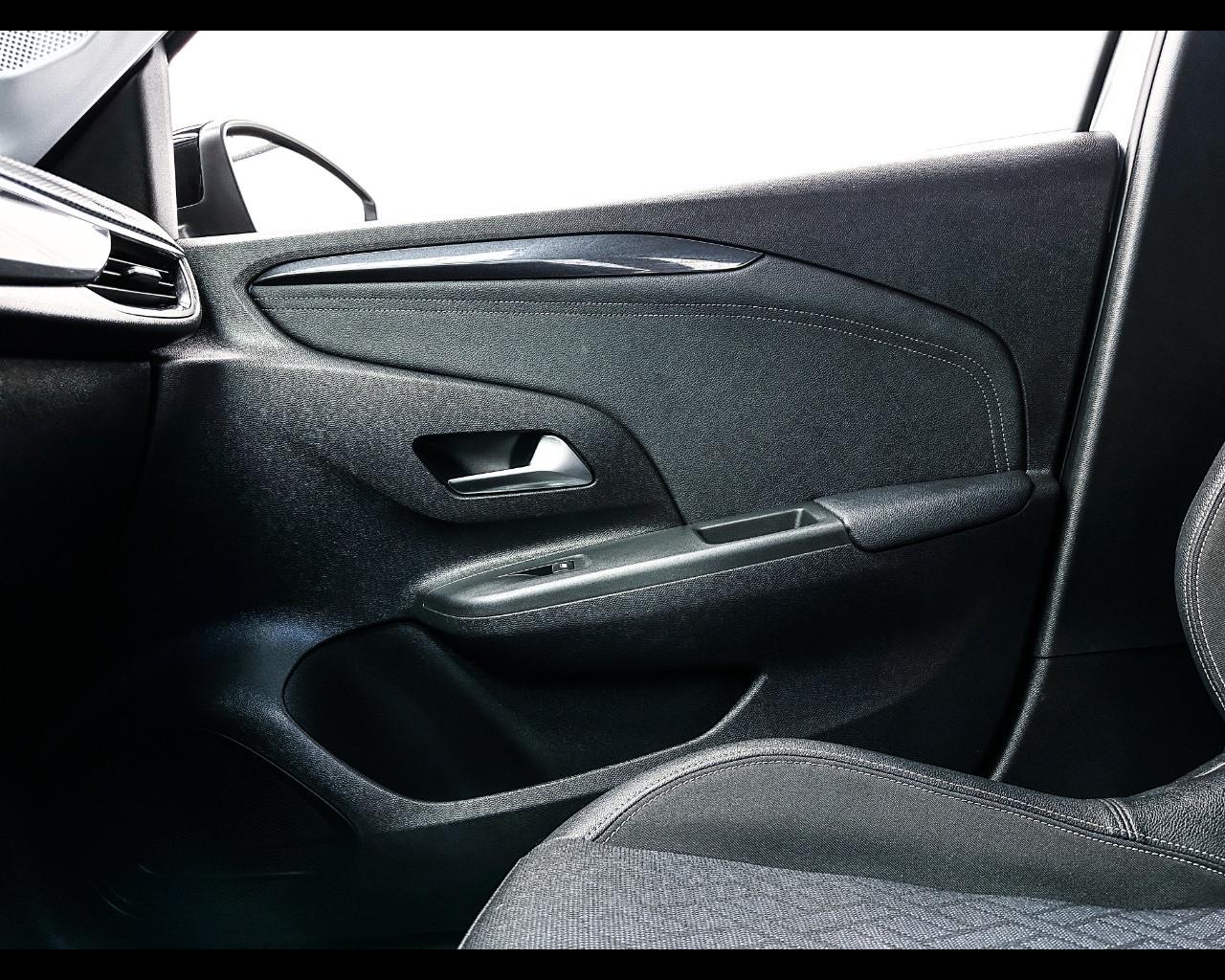 OPEL Corsa 6ª serie - Corsa 1.5 D 100 CV Elegance