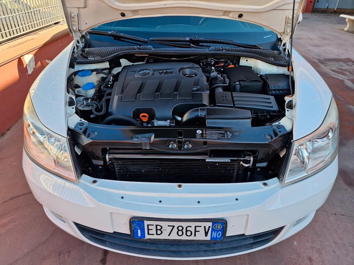 Skoda Octavia 1.6 TDI CR F.AP. Wagon Comfort