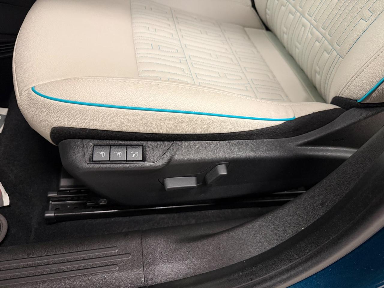 Fiat 600 Hybrid 100 CV DCT MHEV La Prima 230 al mese