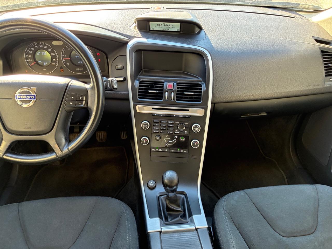 Volvo XC 60 2.4 D 175 cv Momentum