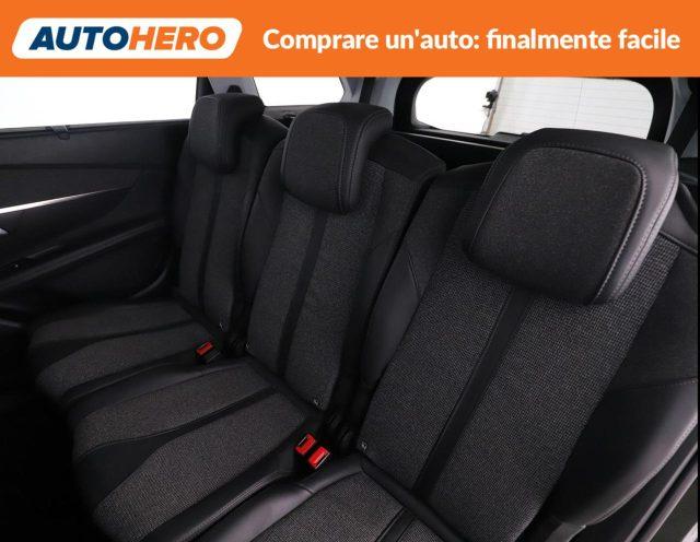 PEUGEOT 5008 BlueHDi 130 S&S EAT8 Allure