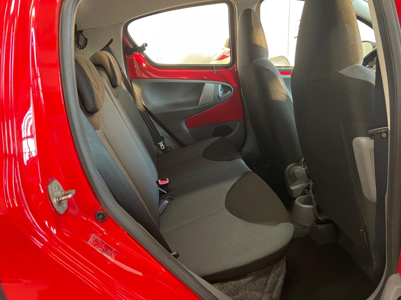 Toyota Aygo 1.0 12V VVT-i 5 porte Now