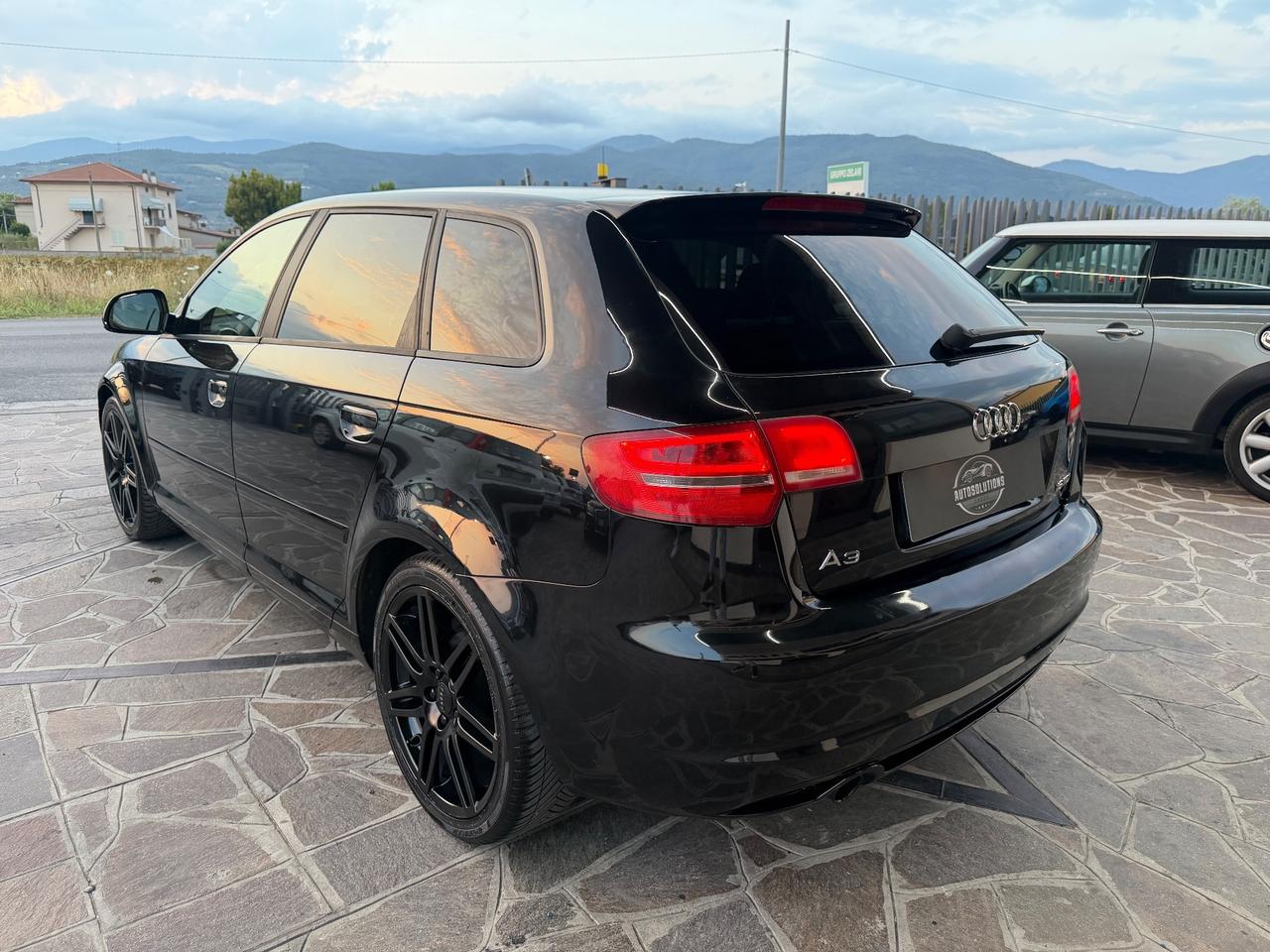 Audi A3 Sportback 1.6 105cv S-Line Total Black