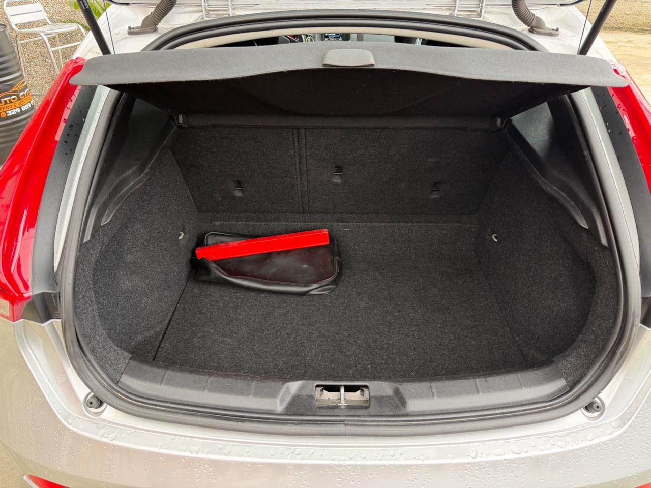 Volvo V40 D3 2.0 Diesel 88KW 6marce euro6b