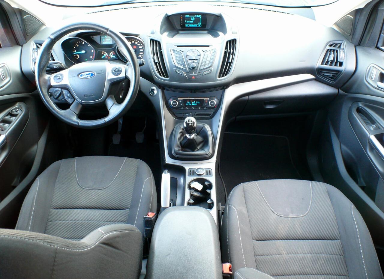 Ford Kuga 2.0 TDCI 115 CV 2WD Titanium