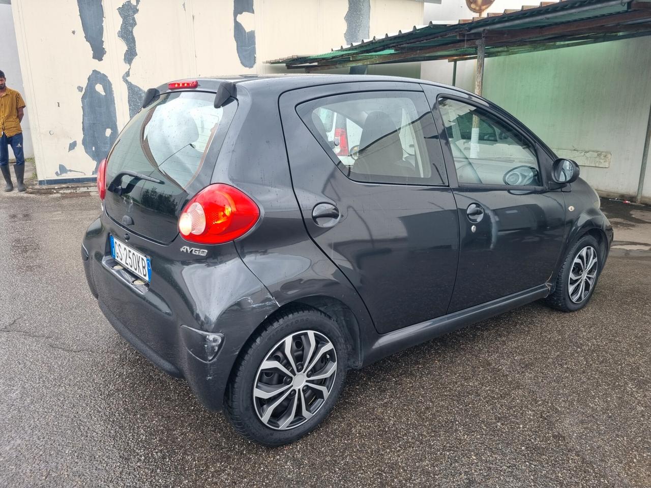 Toyota Aygo 1.0 12V VVT-i 5 porte Sol