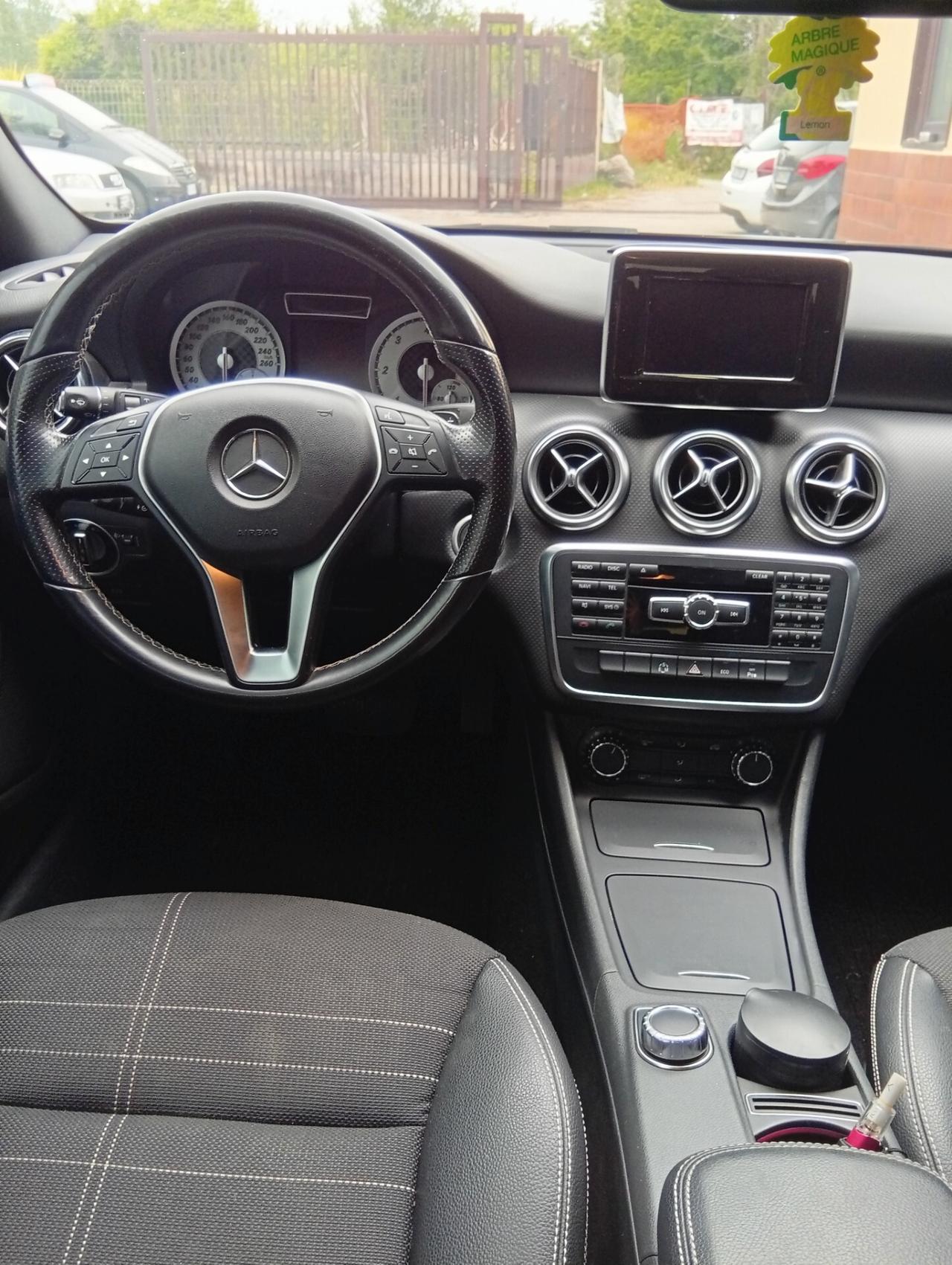 Mercedes-benz A 180 CDI BlueEFFICIENCY Automatic Sport