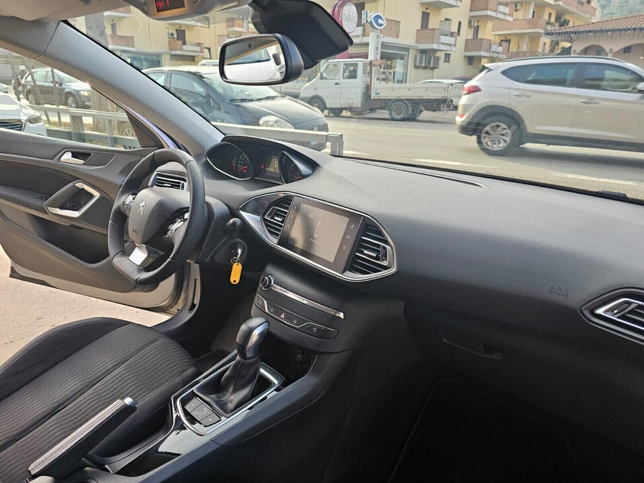 Peugeot 308 BlueHDi 120 EAT6 SW Business