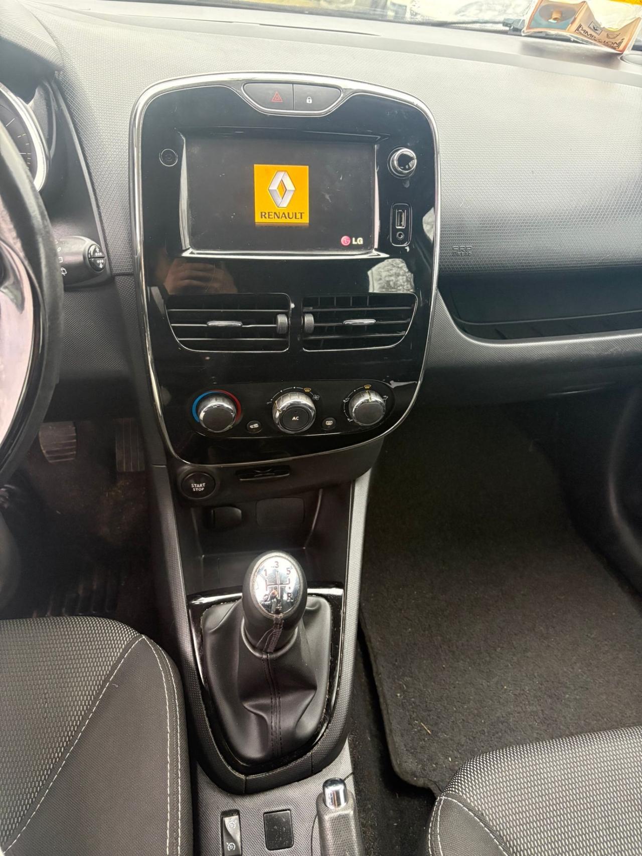 Renault Clio Sporter 1.5 dCi 8V 90CV Costume National