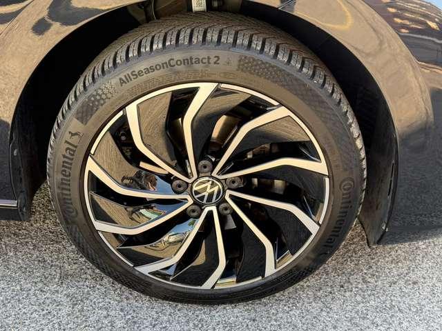 Volkswagen Golf Golf VIII 2020 1.5 tgi Style 130cv dsg