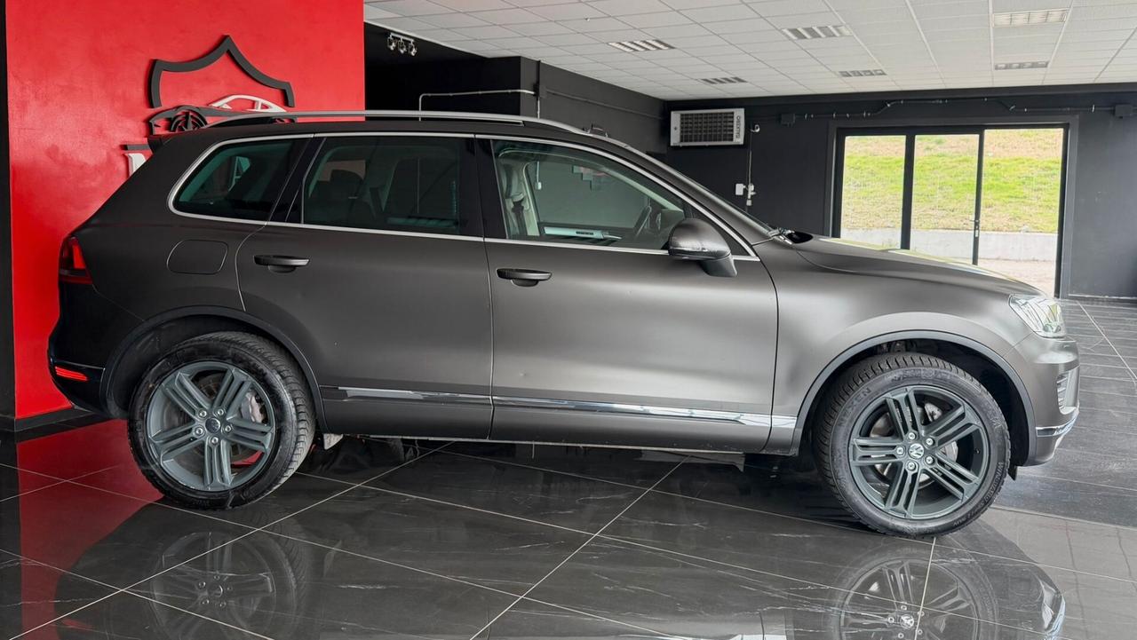 Volkswagen Touareg 3.0 TDI 262 CV tiptronic BlueMotion Sport