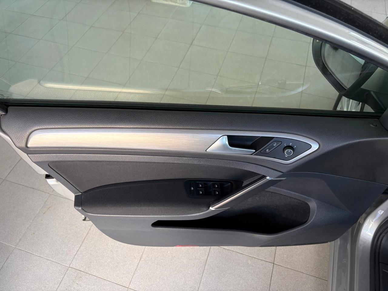 Volkswagen Golf 7 1.4 TGi TRENDLINE
