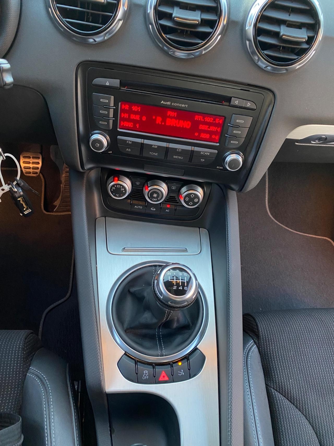 Audi TT Coupé 2.0 TDI quattro Advanced S-LINE