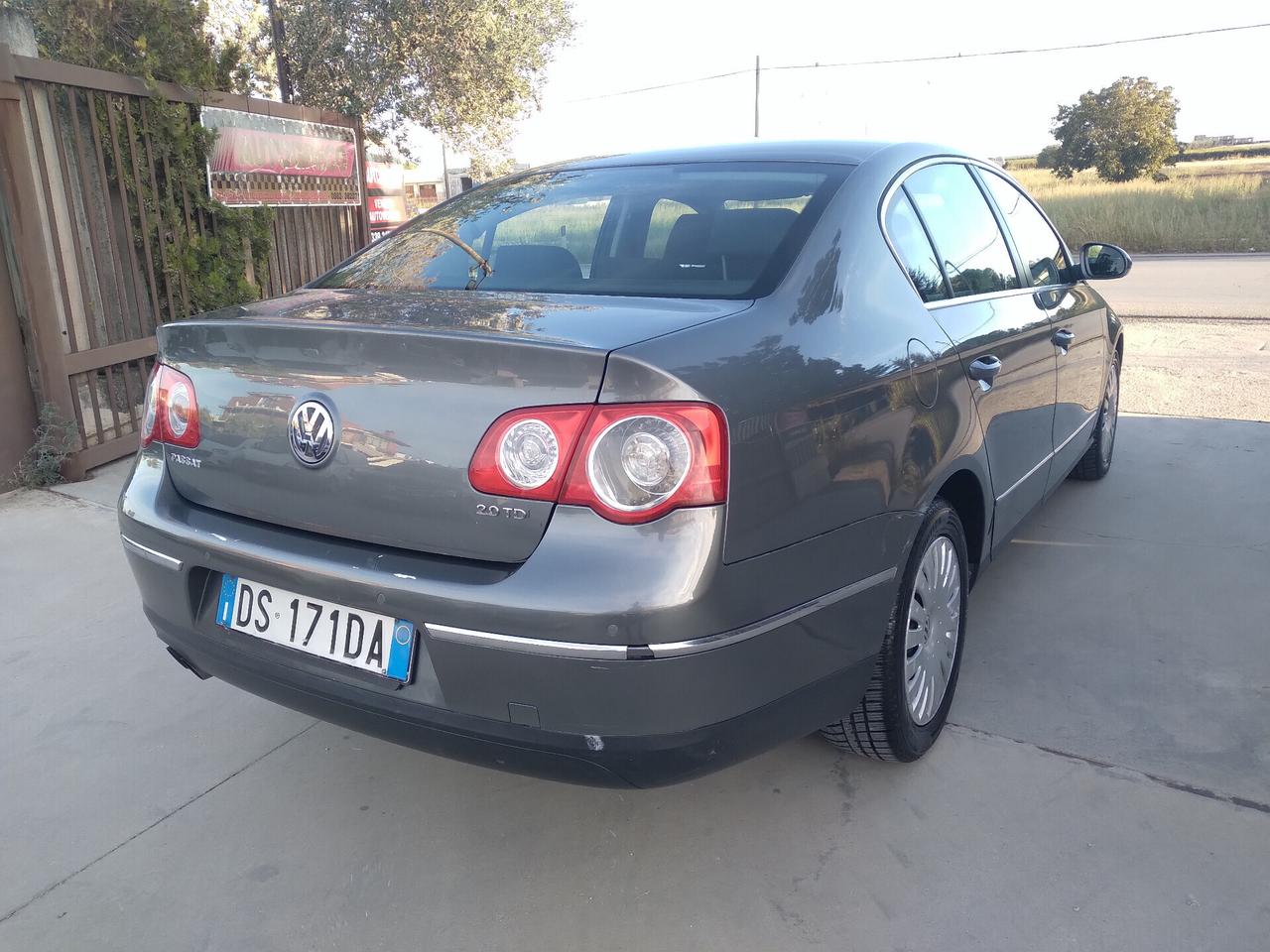 Volkswagen Passat 2.0 TDI DPF Comfortline