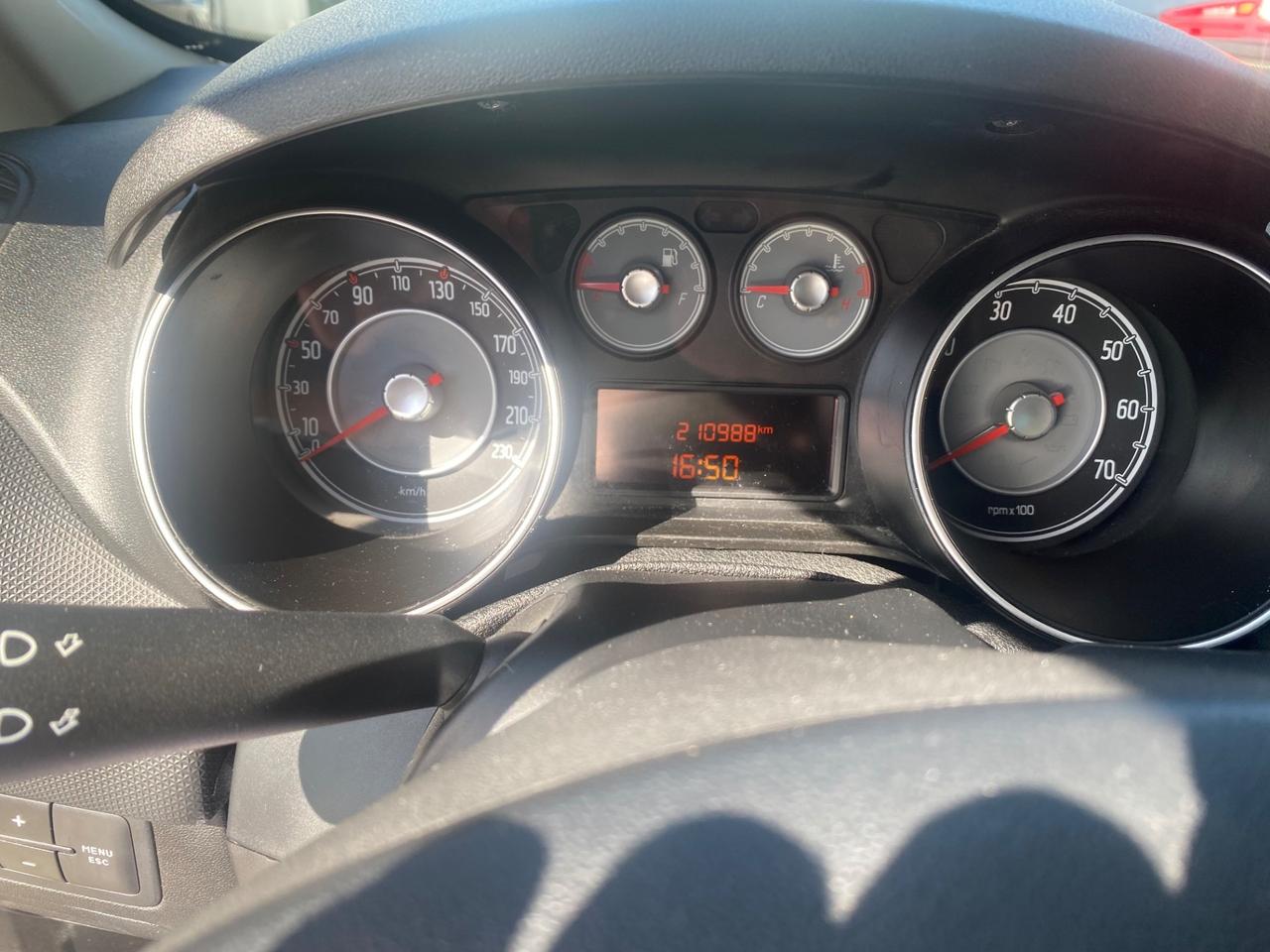 Fiat Punto Grande Evo 1.3 MJT II 75 CV 5 porte Young