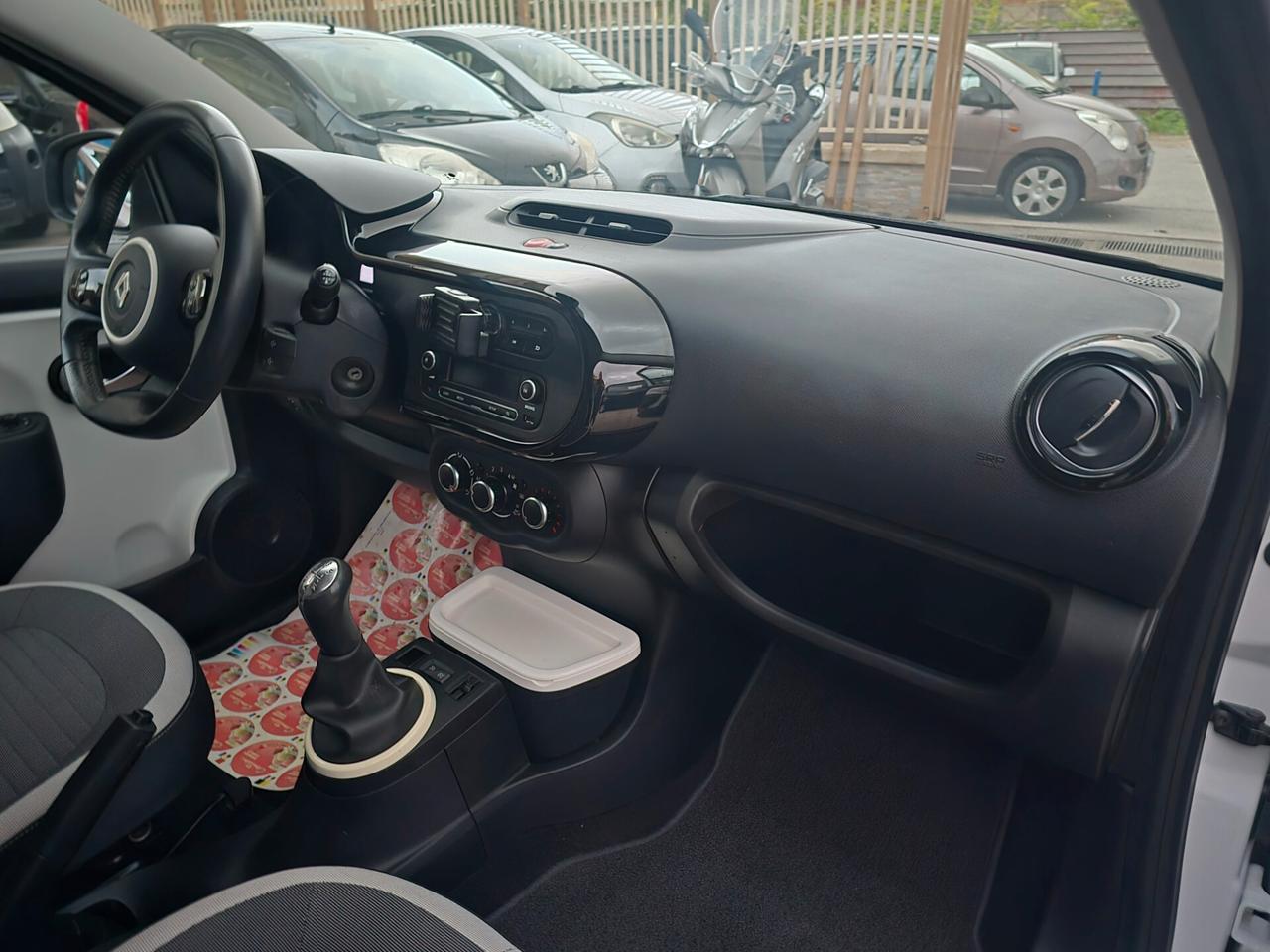 Renault Twingo SCe Live