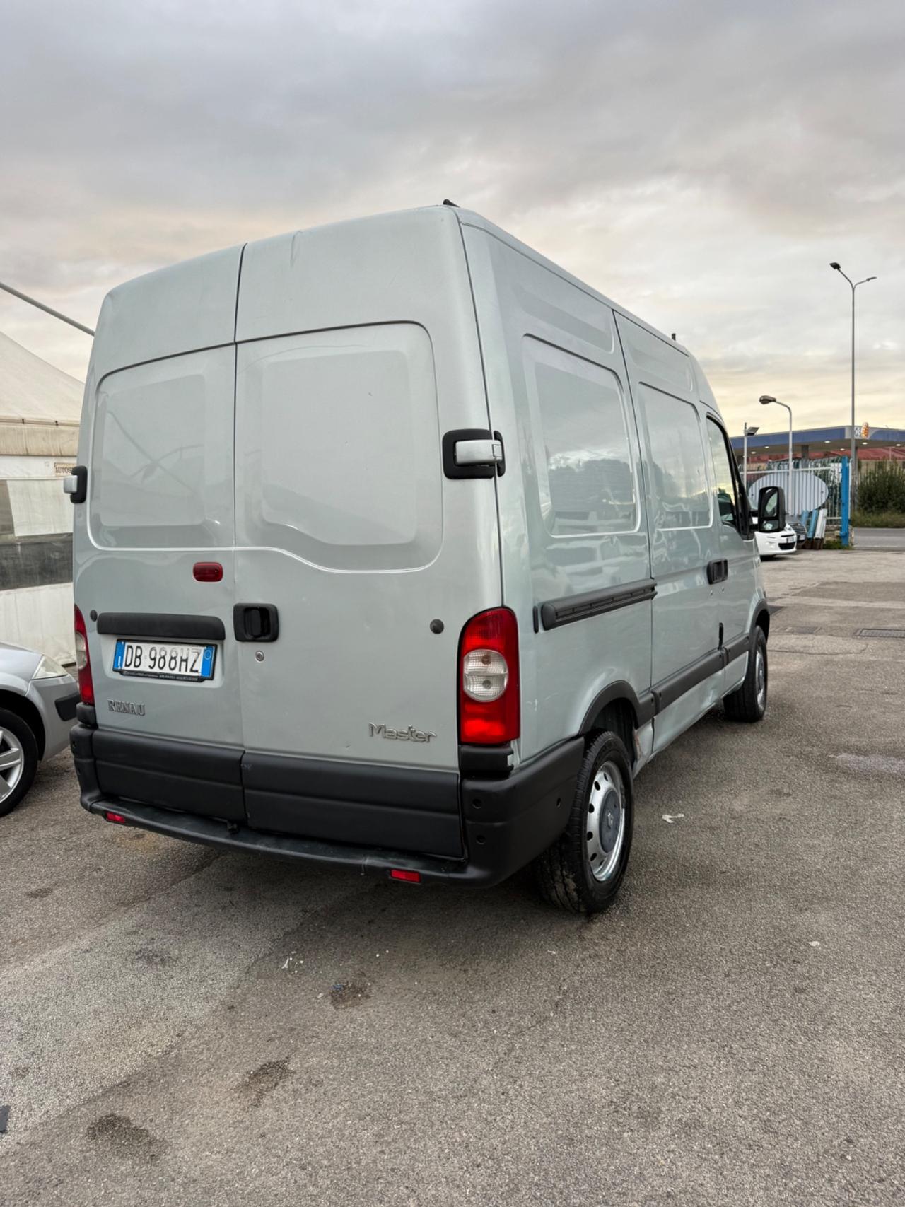 Renault Master T33/100 2.5 dCi PC-TN FurgoneGeneriq