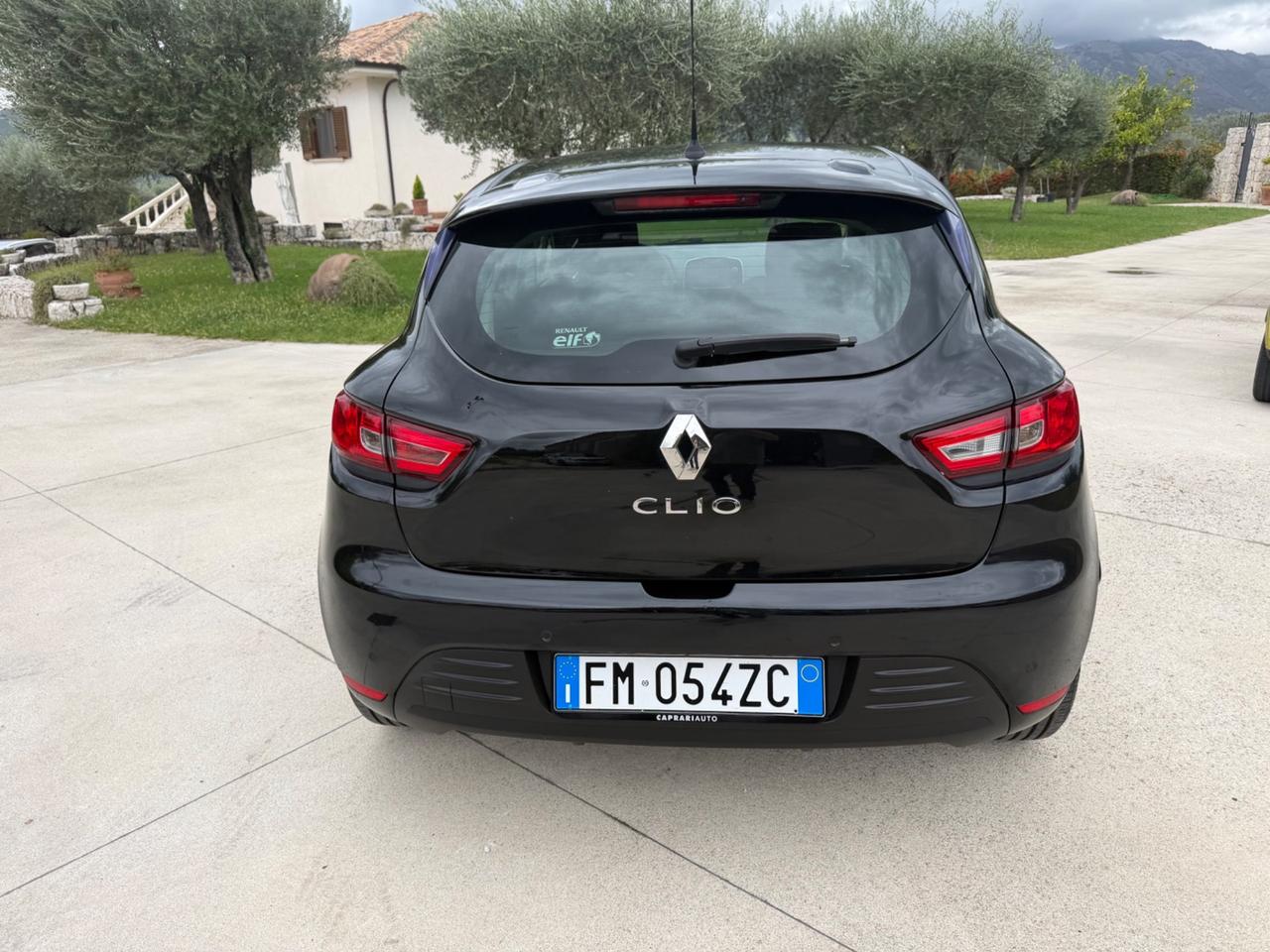 Renault Clio dCi 8V 75 CV 5 porte Duel