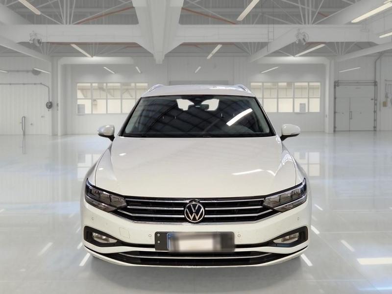 VOLKSWAGEN PASSAT VARIANT 2.0 TDI SCR EVO 110KW BUSINESS DSG STATION WAGON
