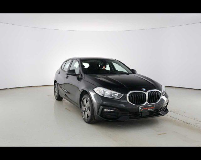 BMW 116 d 5p. Business Advantage