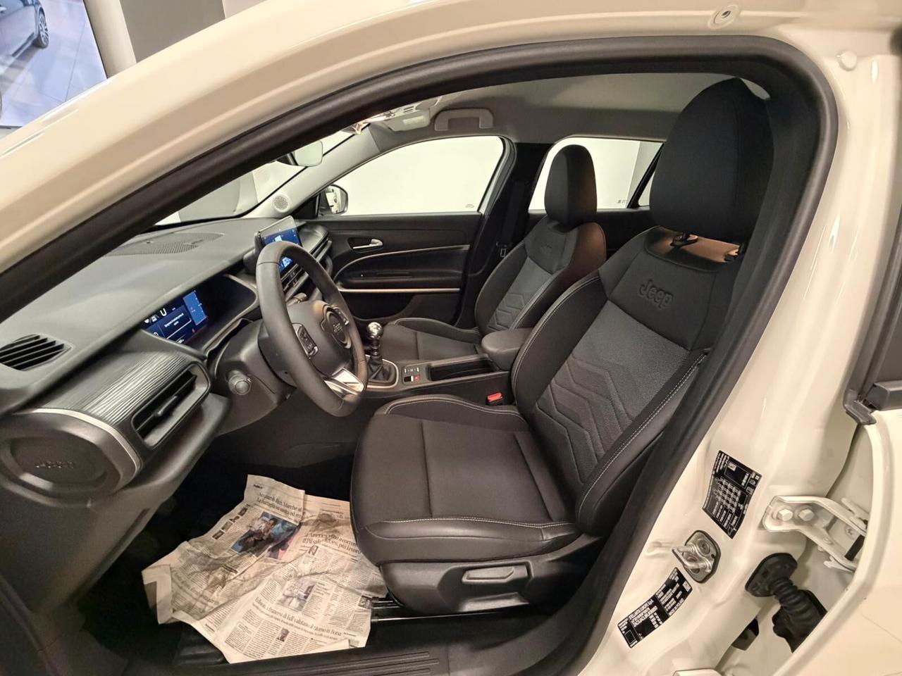 Jeep Avenger 1.2 Turbo 100 CV Altitude a 220 al mese