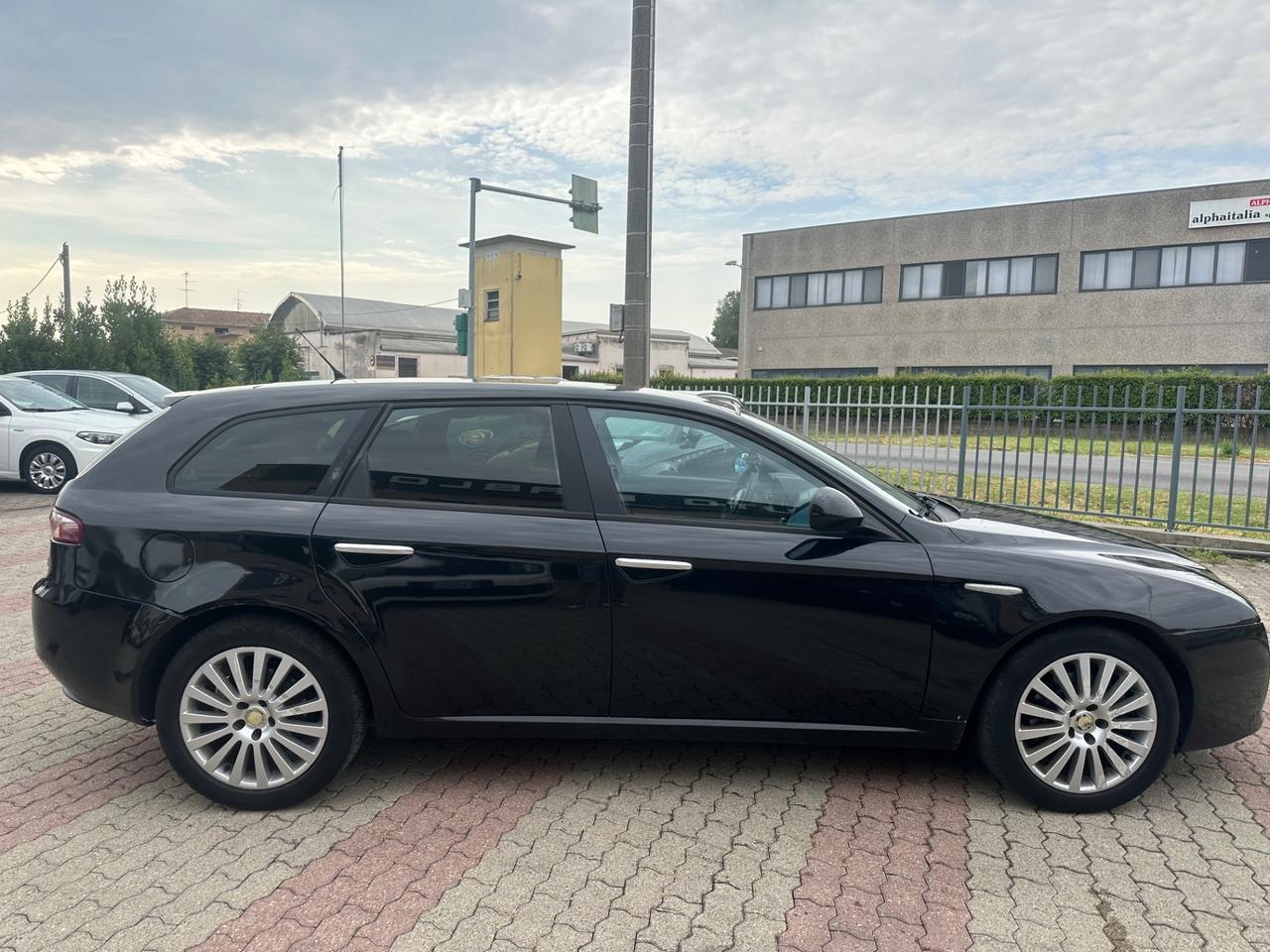 Alfa Romeo 159 1.9 JTDm 16V Sportwagon Progression