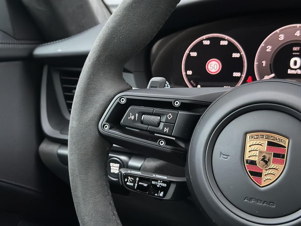 PORSCHE 992 Carrera 4 GTS 2.0*Matrix-Alcantara-Finanz*