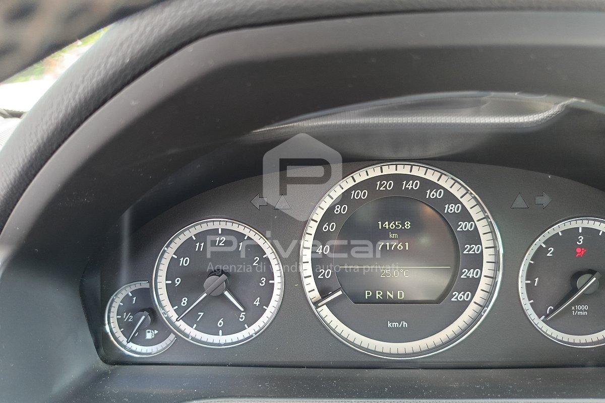 MERCEDES E 220 CDI BlueEFFICIENCY Avantgarde AMG