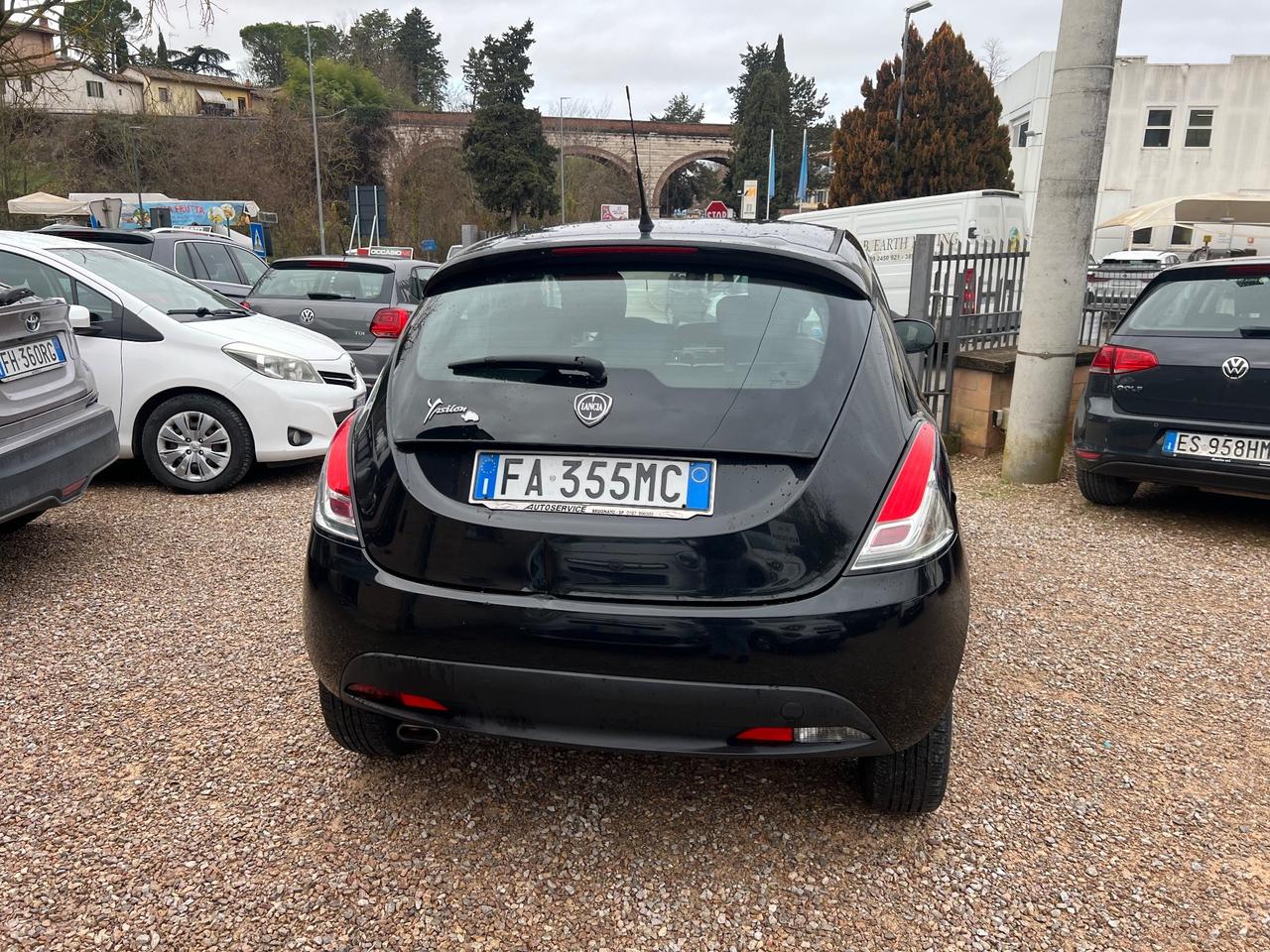 Lancia Ypsilon 1.2 69 CV 5 porte GPL Ecochic Gold