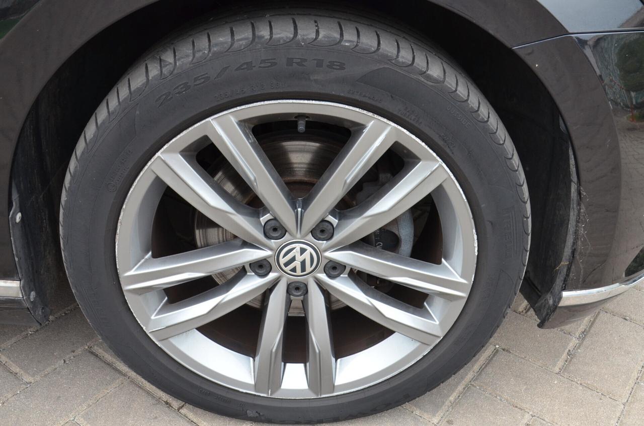 Volkswagen Passat Variant 2.0 TDI DSG Highline BlueMotion Technology