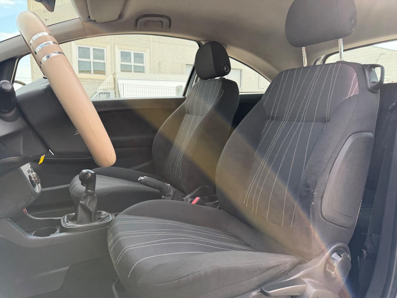 Opel Corsa 1.2 3 porte