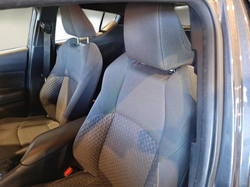 TOYOTA C-HR 1.8H 98CV E-CVT Business