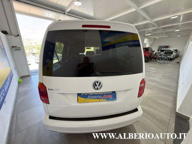 VOLKSWAGEN Caddy 2.0 TDI 102 CV DSG Highline Maxi *7 POSTI*