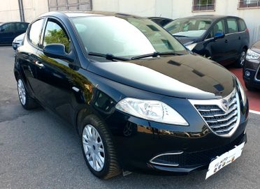 Lancia Ypsilon 1.2 Gold - AUTO IN PERFETTE CONDIZIONI -