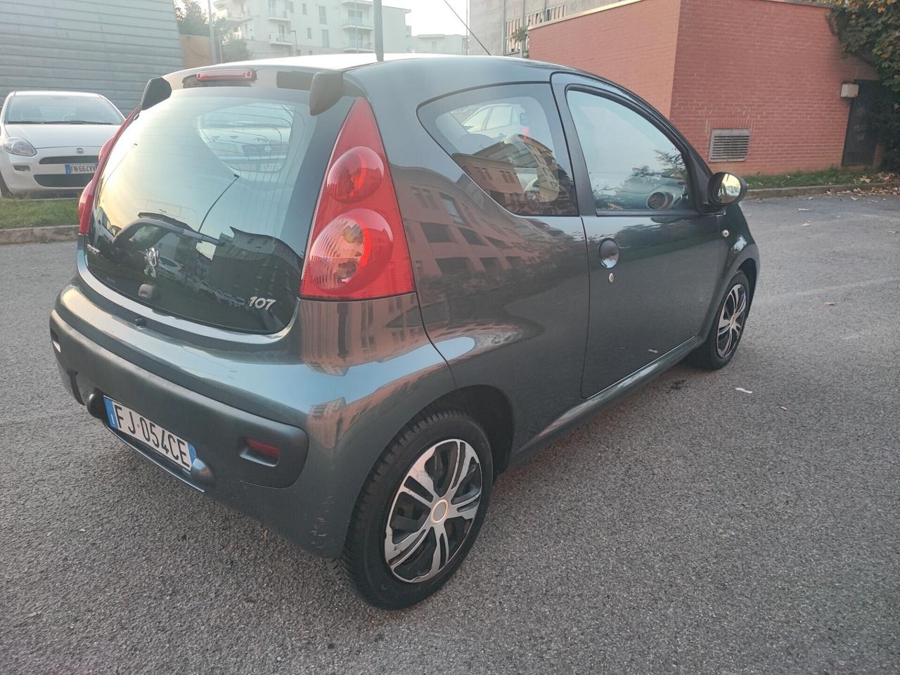 Peugeot 107 1.0 68CV 3p. Access