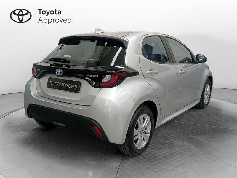 Toyota Yaris 4ª serie 1.5 Hybrid 5 porte Active