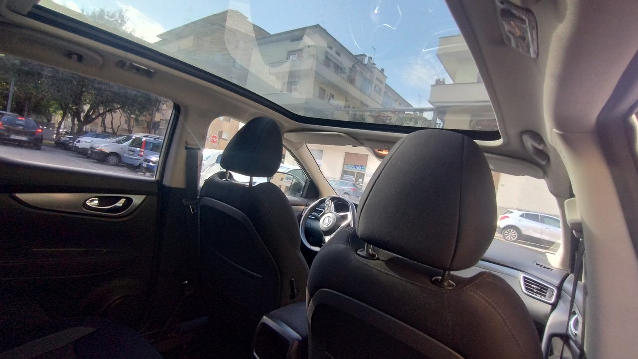 Nissan Qashqai 1.2 DIG-T N-Connecta
