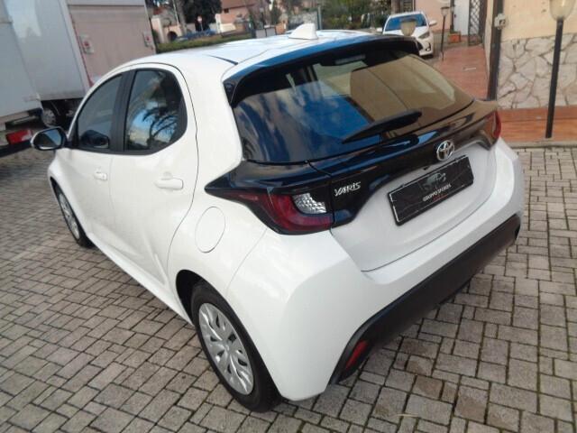 Toyota Yaris 1.0 5 porte Active 72 CV NESSUN VINCOLO DI FINANZIAMENTO