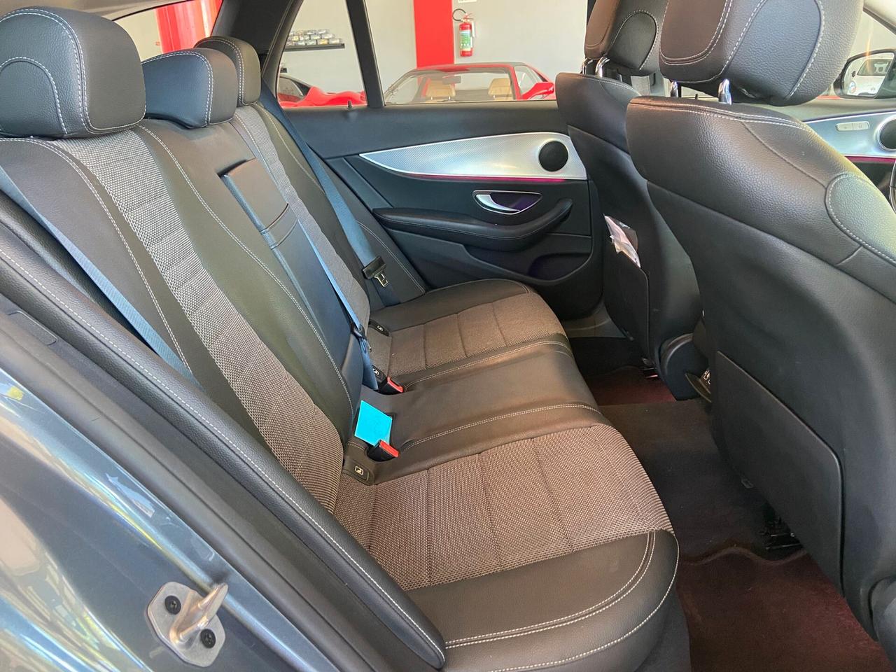 Mercedes E 200 Premium Plus