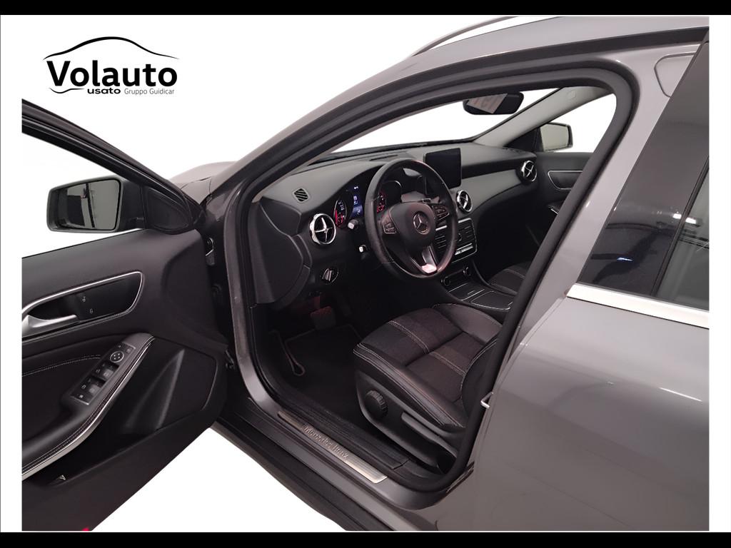 Mercedes-Benz GLA-X156 2017 - GLA 200 Sport auto