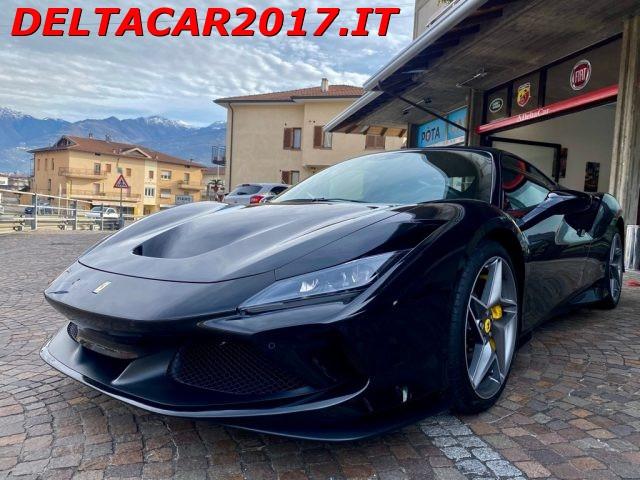 FERRARI F8 Tributo Iva esposta