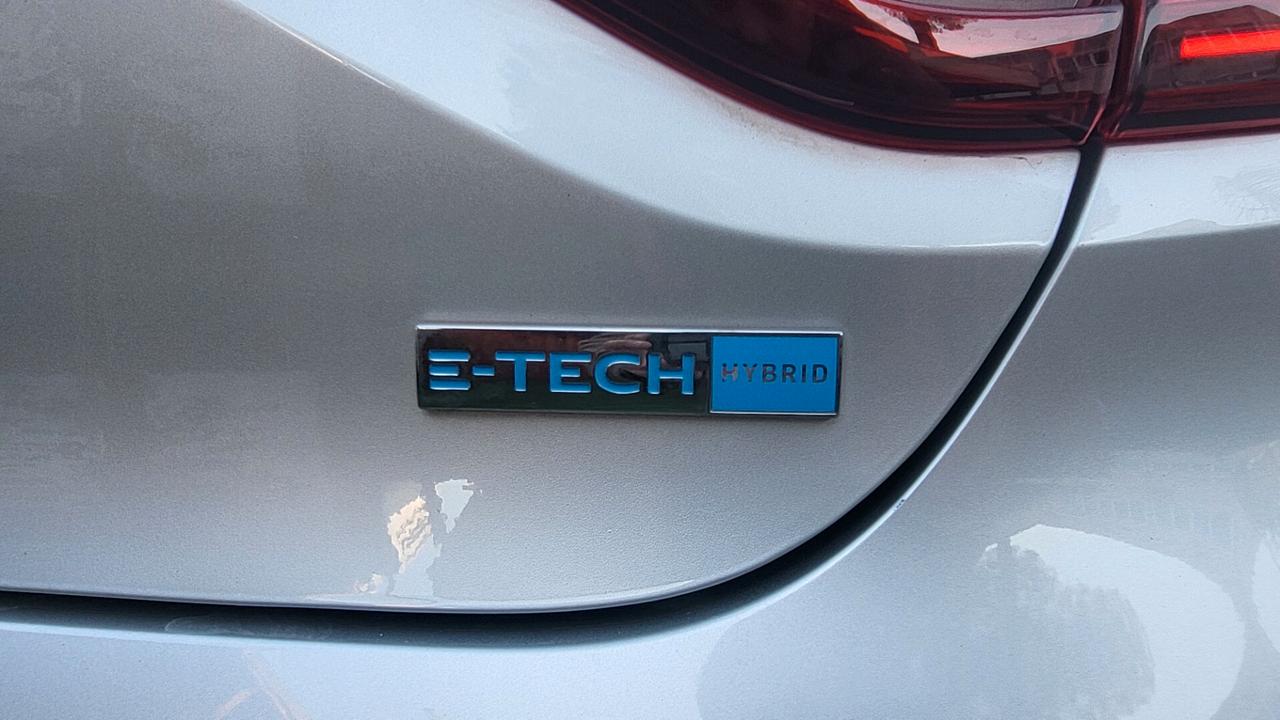 Renault Clio Hybrid E-Tech 140 CV 5 porte Intens