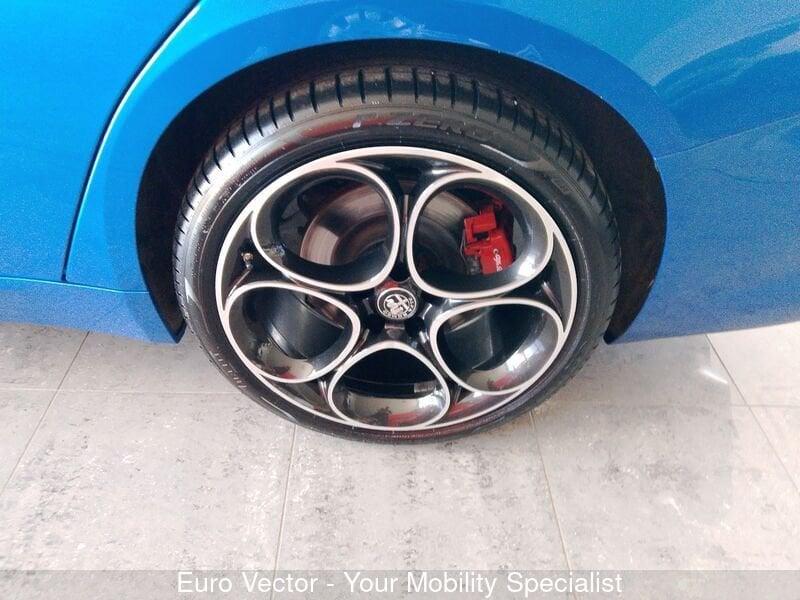 Alfa Romeo Giulia Giulia 2.2 Turbodiesel 210 CV AT8 AWD Q4 Veloce