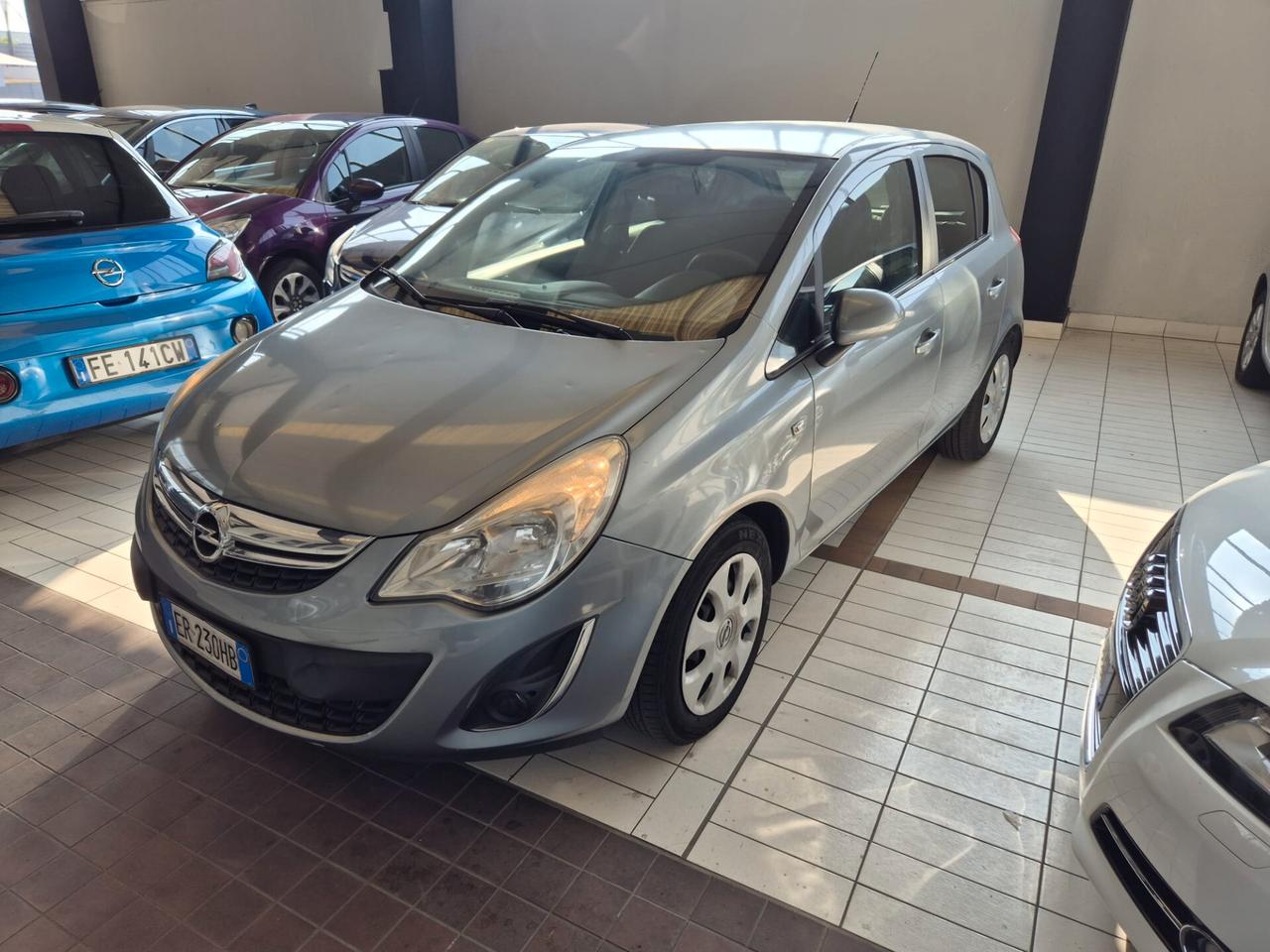 Opel Corsa 1.2 85CV 5 porte GPL-TECH Edition