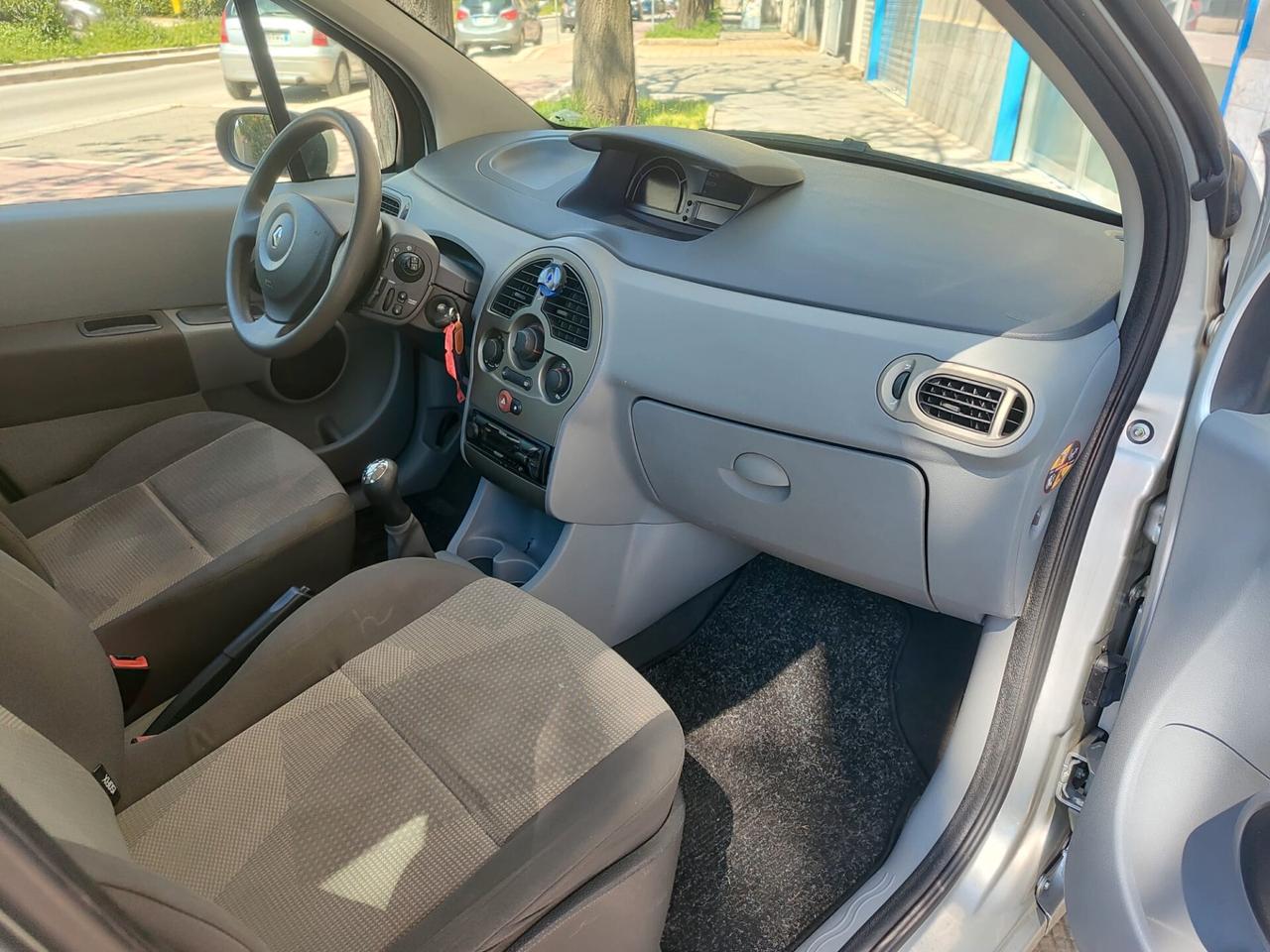 Renault Modus 1.2 Benz. 75CV (98000 KM)!