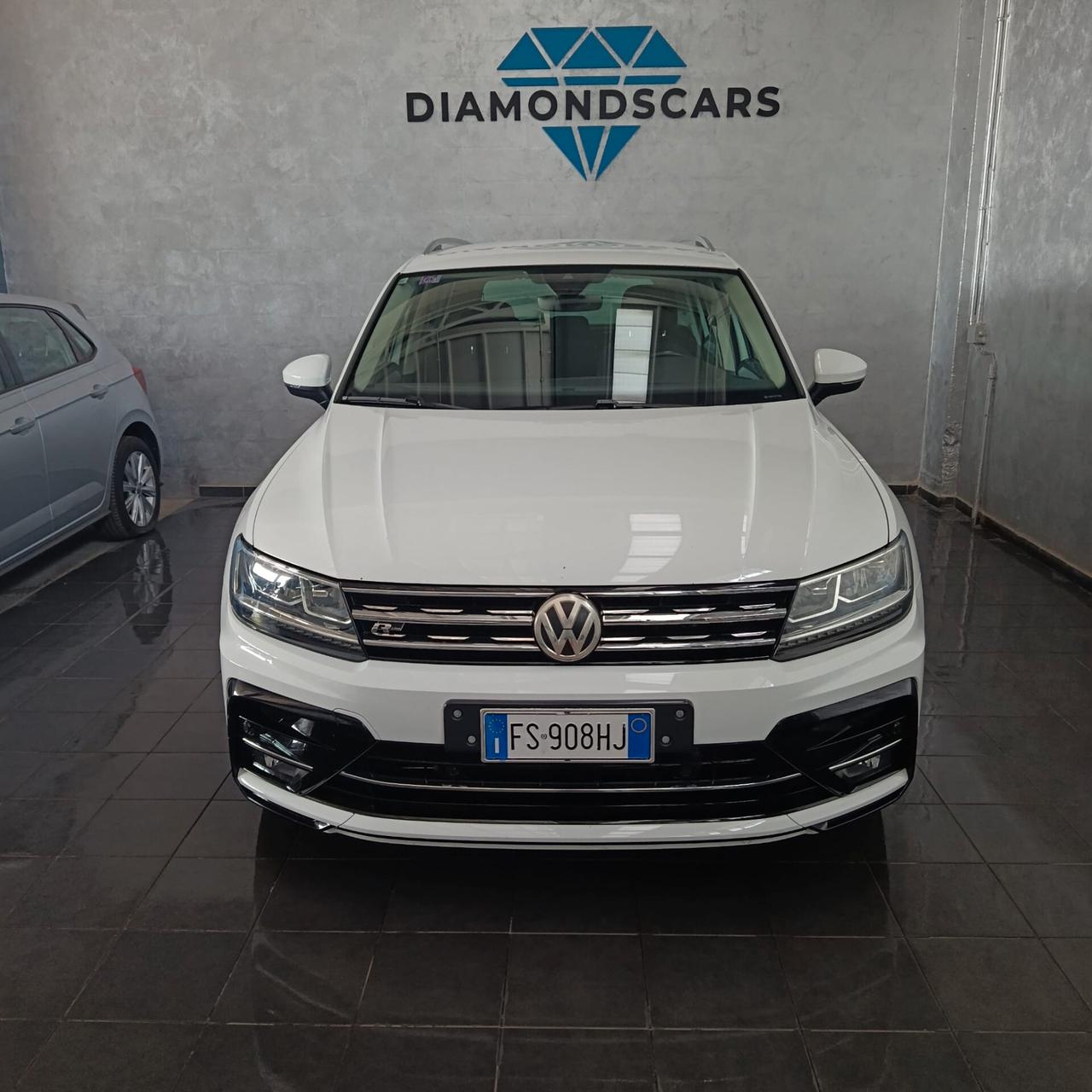 Volkswagen TIGUAN 2.0 TDI R-LINE