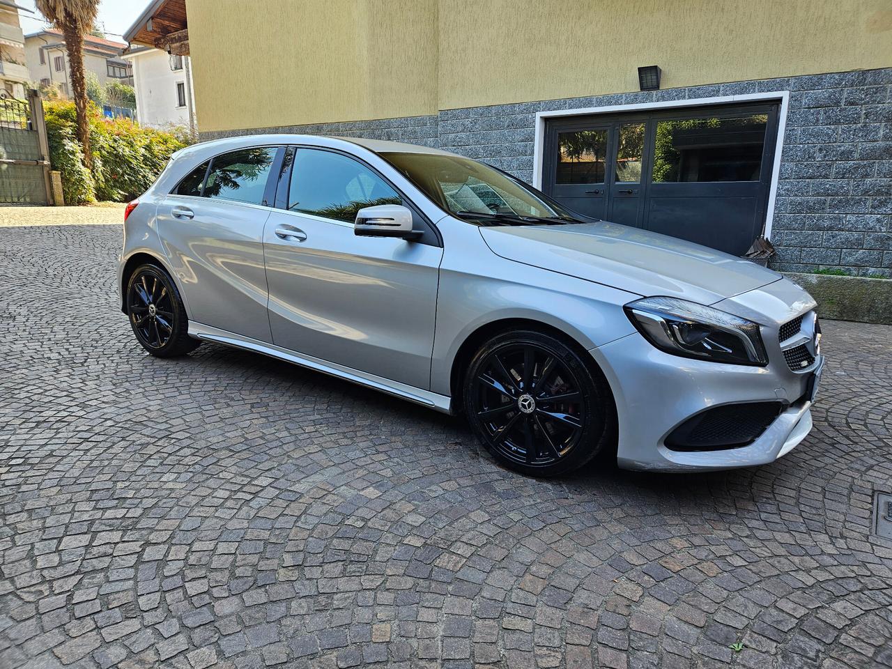 Mercedes-benz A 220 d Automatic Premium