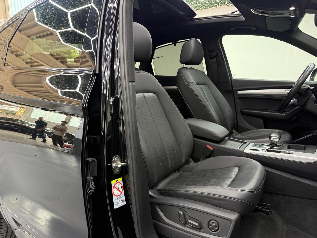Audi Q5 SPB 40 TDI quattro S tronic Identity Black